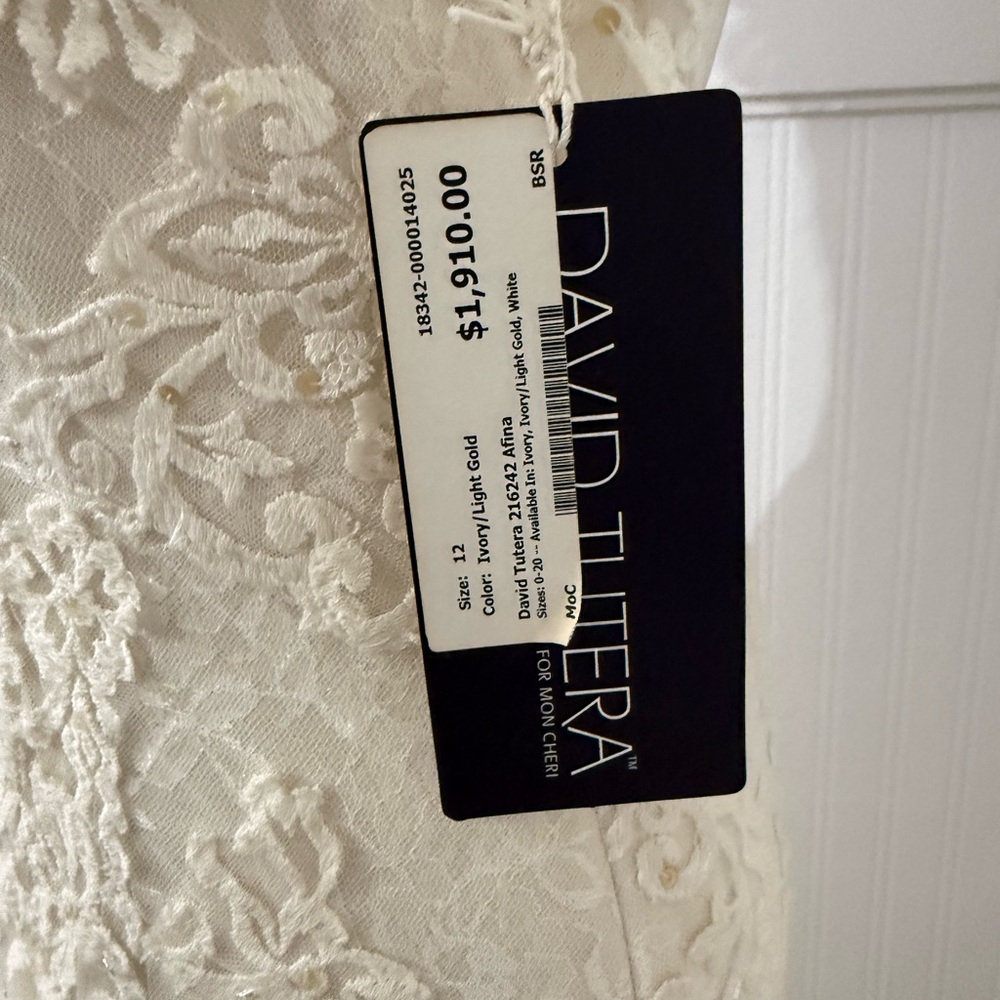 David Tutera for Mon Cheri "Afina" Wedding Dress - Size 12 - Ivory/Gold - Picture 3 of 11